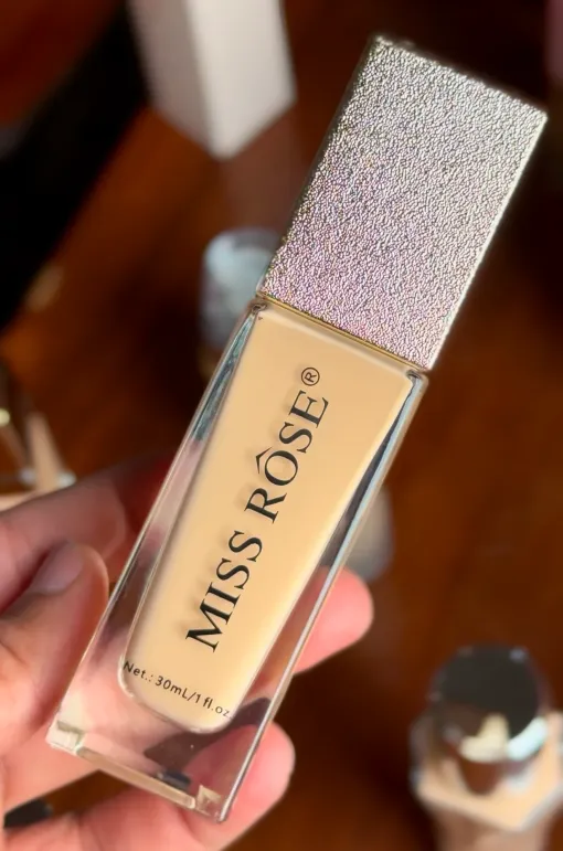 Miss Rose Gilded Cuboid Silky Foundation