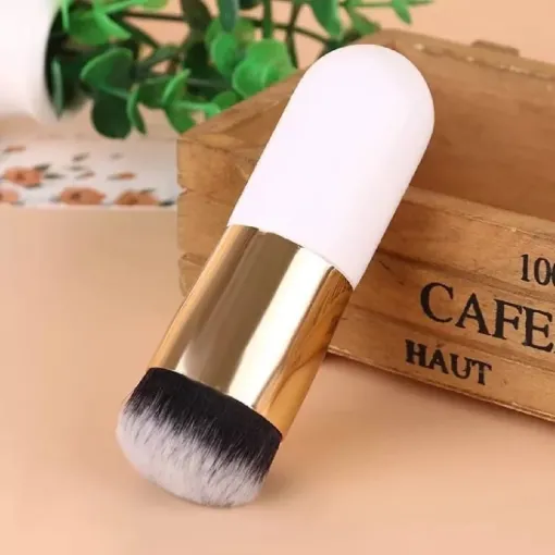 Foundation & Powder Brush