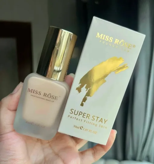 Miss Rose Super Stay Foundation