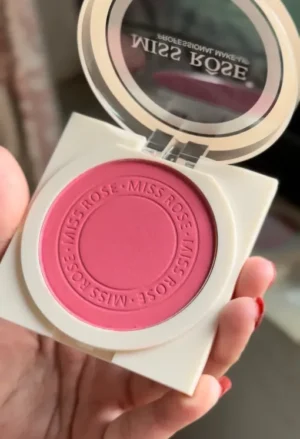 Miss Rose Velvet Touch Blush On